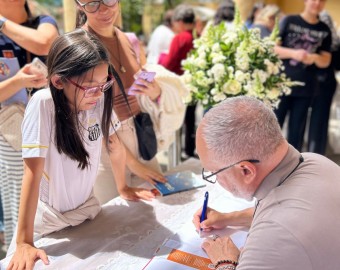 Santa Missa e Sessão de Autógrafos com Padre Luís Erlin na Paróquia São José do Ipiranga
