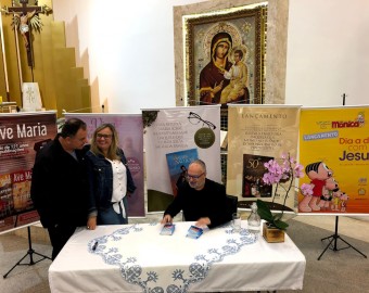 Comunidade São João Paulo II, e Paróquia N. S. do Paraíso, em Jacareí (SP) 
