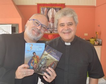 Comunidade São João Paulo II, e Paróquia N. S. do Paraíso, em Jacareí (SP) 