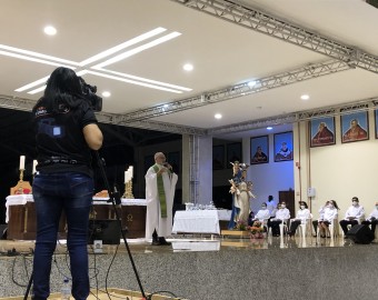 Comunidade Renascidos em Pentecostes - Brasília (DF)