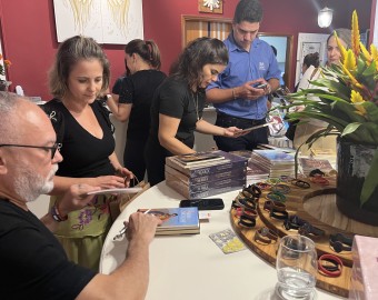 Palestra e Sessão de autógrafos na Loja Santo Santo Santo - São José do Rio Preto (SP)