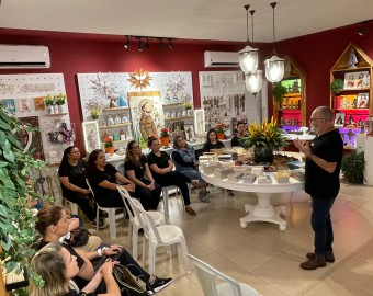 Palestra e Sessão de autógrafos na Loja Santo Santo Santo - São José do Rio Preto (SP)