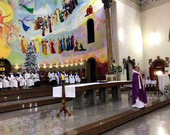 Catedral Nossa Senhora de Lourdes, em Apucarana (PR)