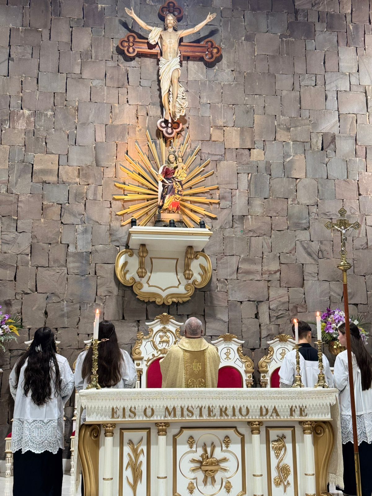 Missão em Clevelândia- PR - Santa Missa, Retiro e Sessão de autógrafos 