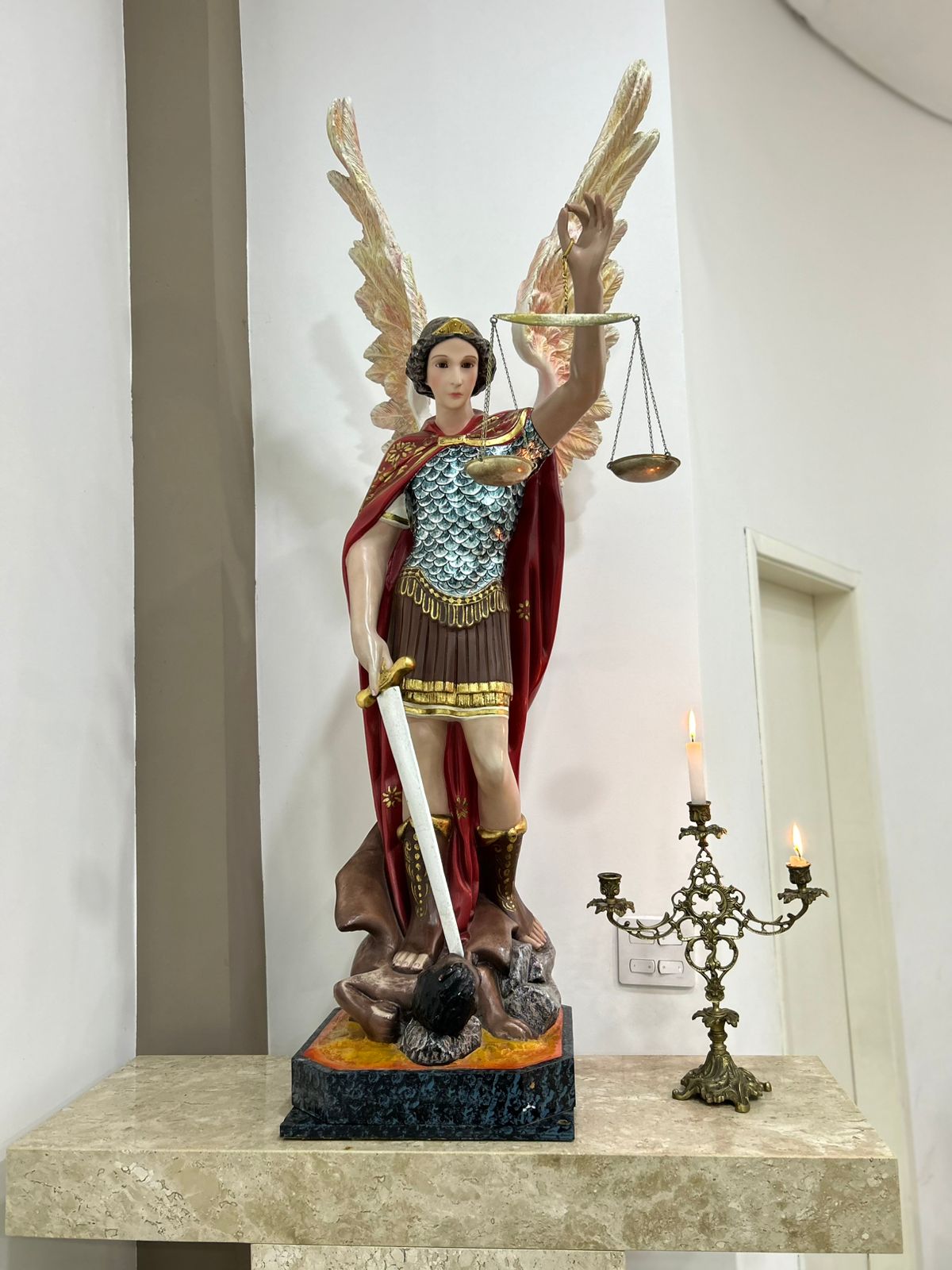 Santa Missa na Paróquia São Miguel Arcanjo 